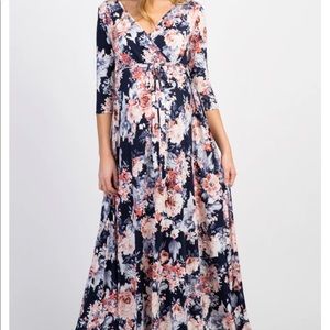 PinkBlush navy floral maxi - size M - 3/4 sleeves